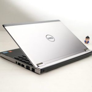 Laptop Dell Latitude 3330 ທົນທານ ແລະ ສວຍງາມ