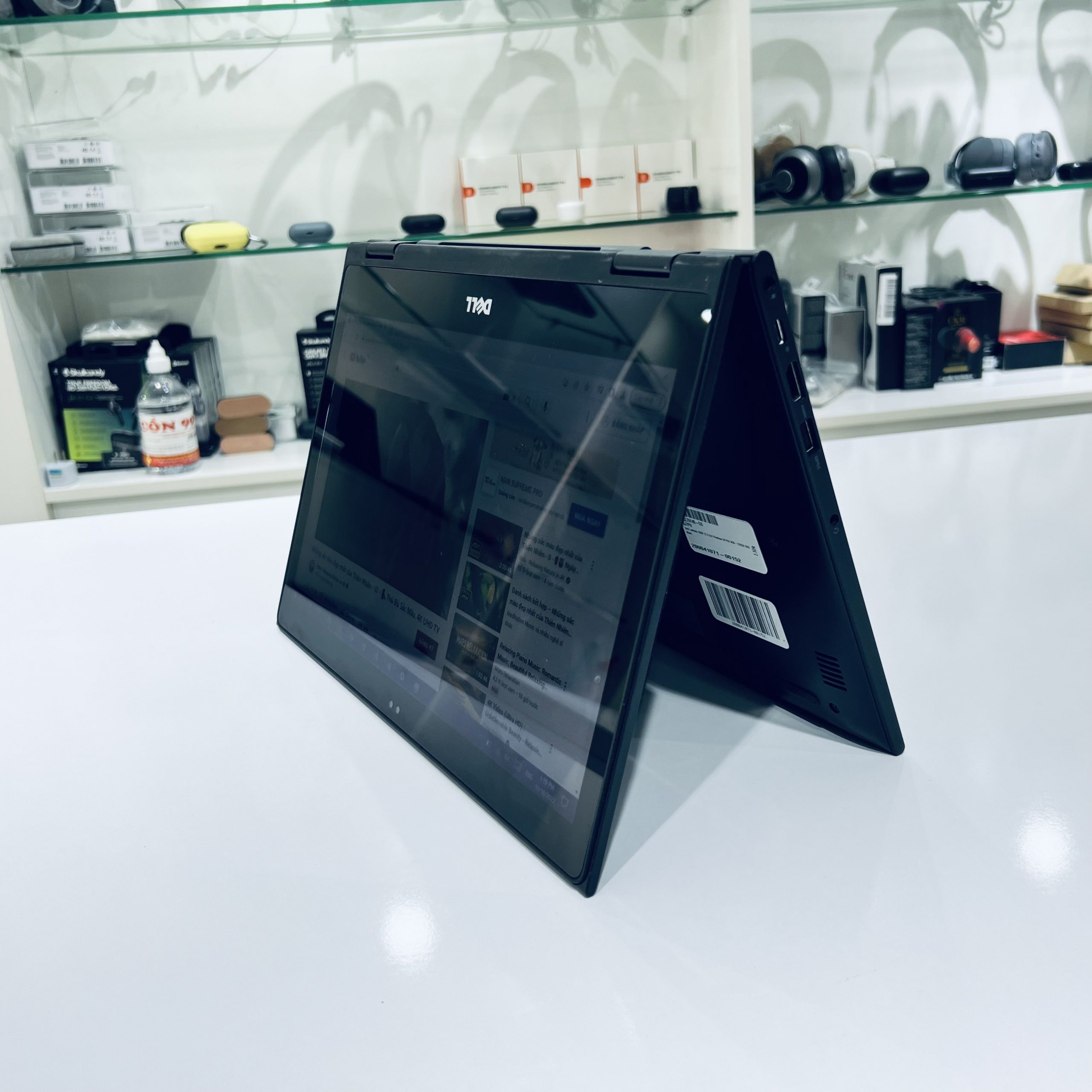 Laptop Dell Latitude 3390 2-in-1 ຈໍສຳພັດ ໝຸນໄດ້ 360 ອົງສາ