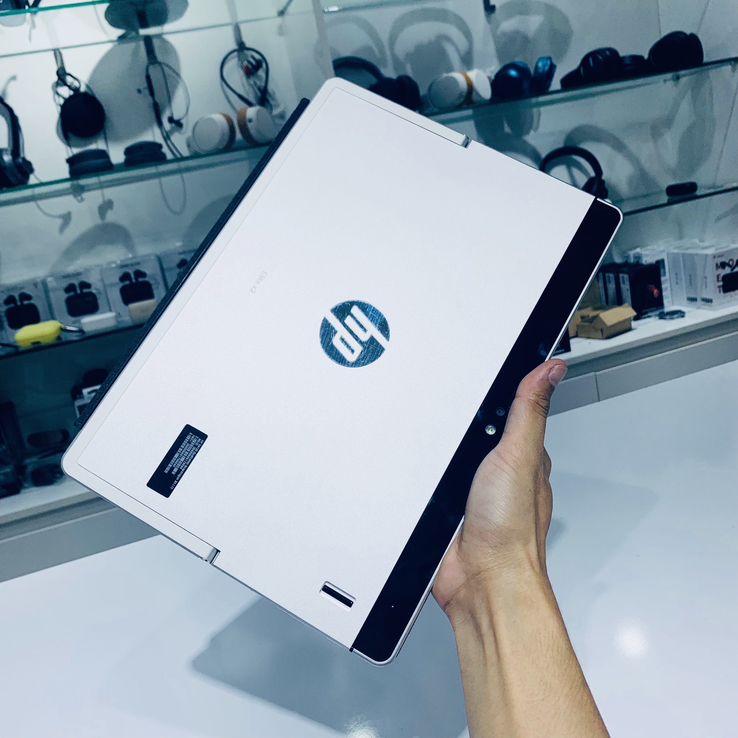 Laptop HP Elitebook X2 1012 G1 2-in-1 ຫຼູຫຼາສະໄຕລ໌ນັກທຸລະກິດ