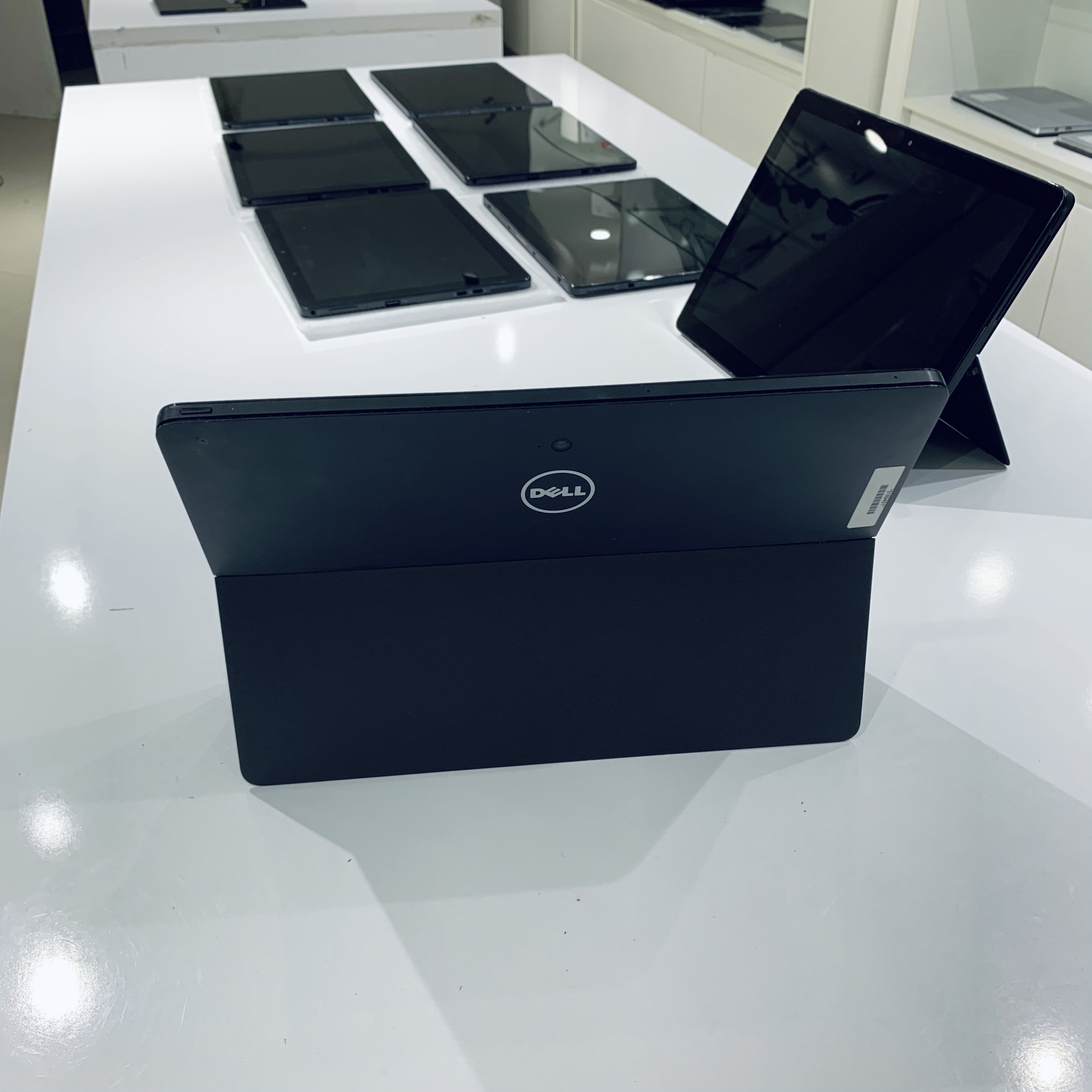 Laptop Dell Latitude 5290 2-in-1 ສຳພັດ ສະເປັກແຮງ (ສິນຄ້າພ້ອມສົ່ງ)