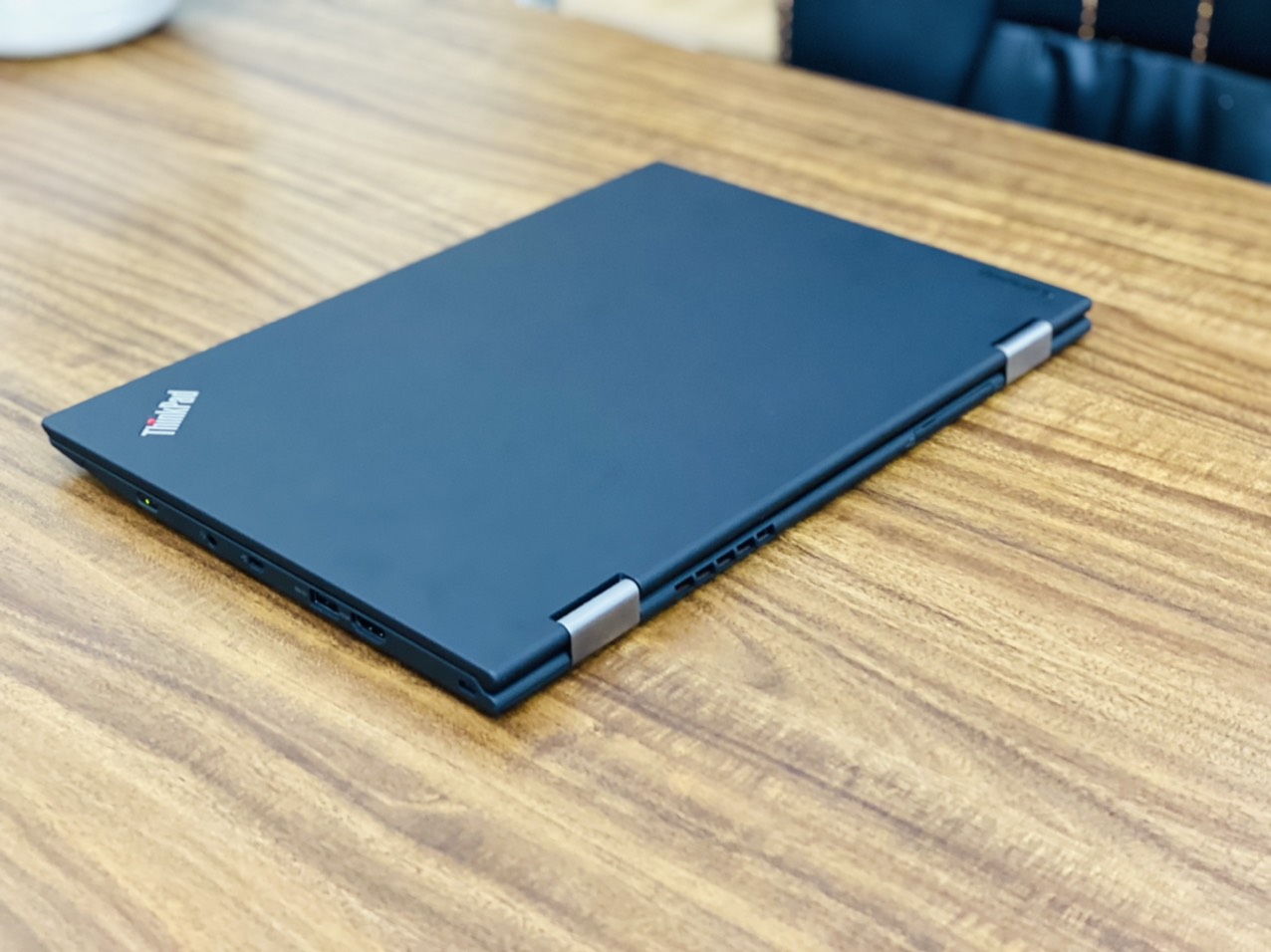 Lenovo THINKPAD X1 YOGA Gen 2 ໝູນພັບ 360 ອົງສາ - ມີບິກໃນຕົວເຄື່ອງ
