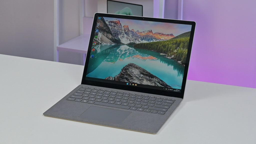 Surface Laptop Gen 4 screen