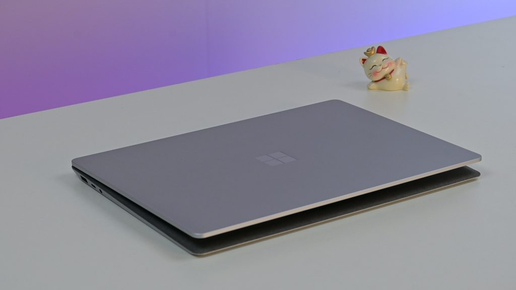 Surface Laptop Gen 4 mobility