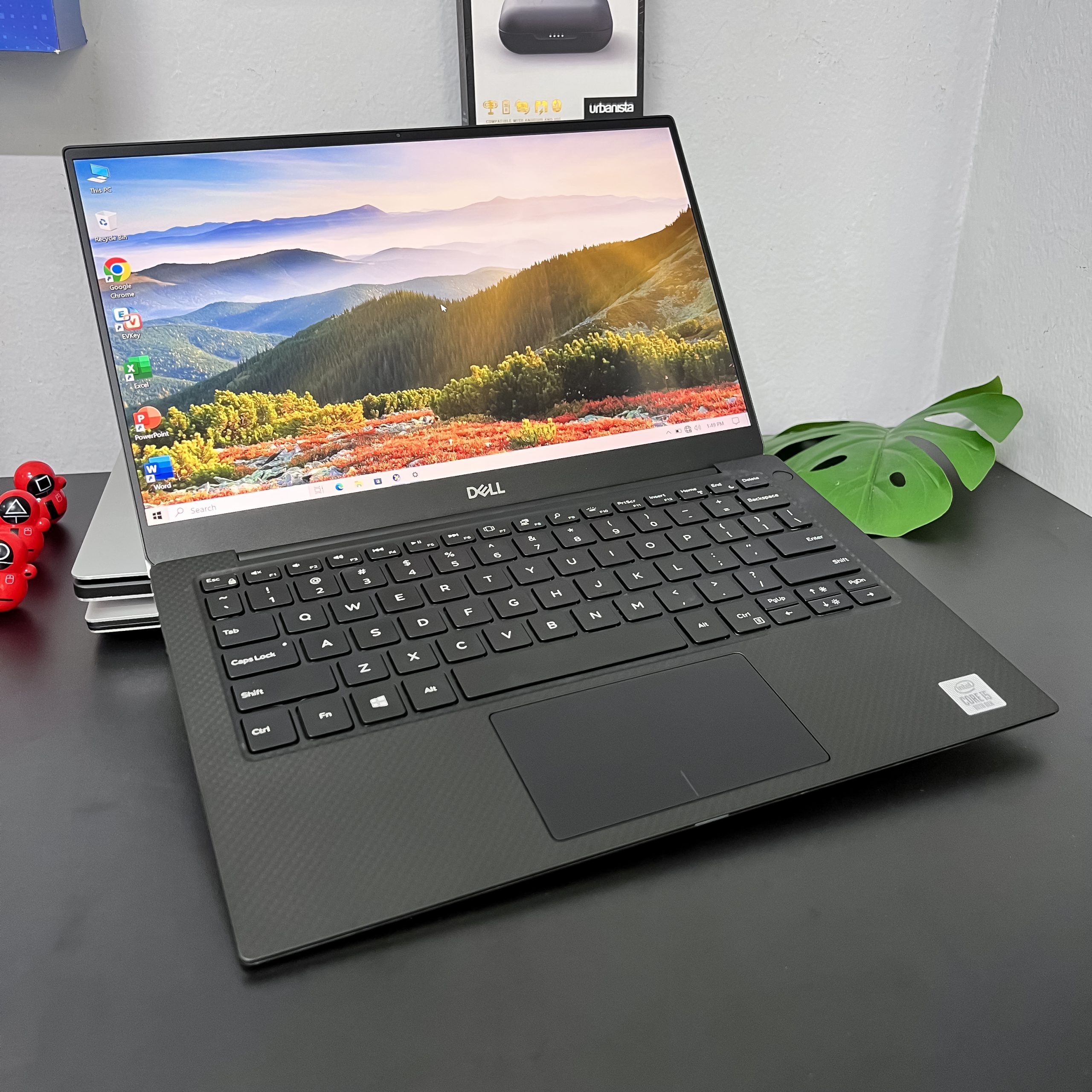 Dell XPS 13 7390 - Laptop ສຳລັບນັກທຸລະກິດລະດັບສູງ, ບາງເບົາ