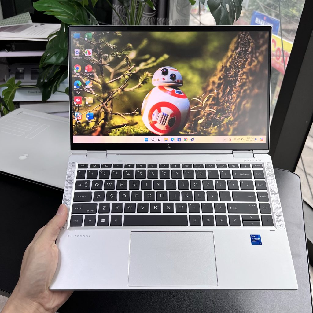HP Elitebook 1040 g8 x360 LTE